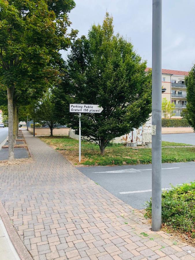 Superbe Appartement Type Loft En Duplex Rue Buat Chalons en Champagne Bagian luar foto
