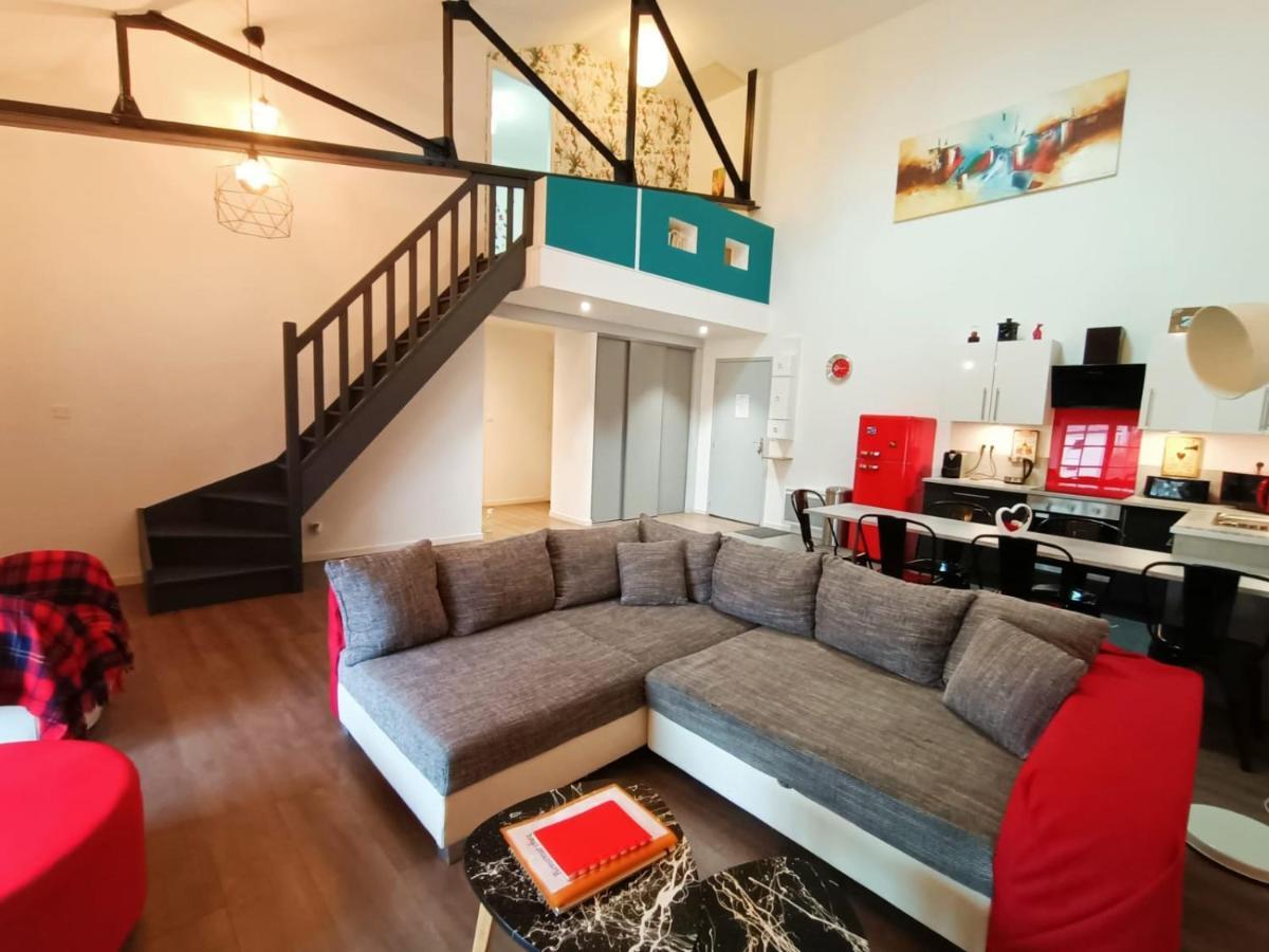 Superbe Appartement Type Loft En Duplex Rue Buat Chalons en Champagne Bagian luar foto